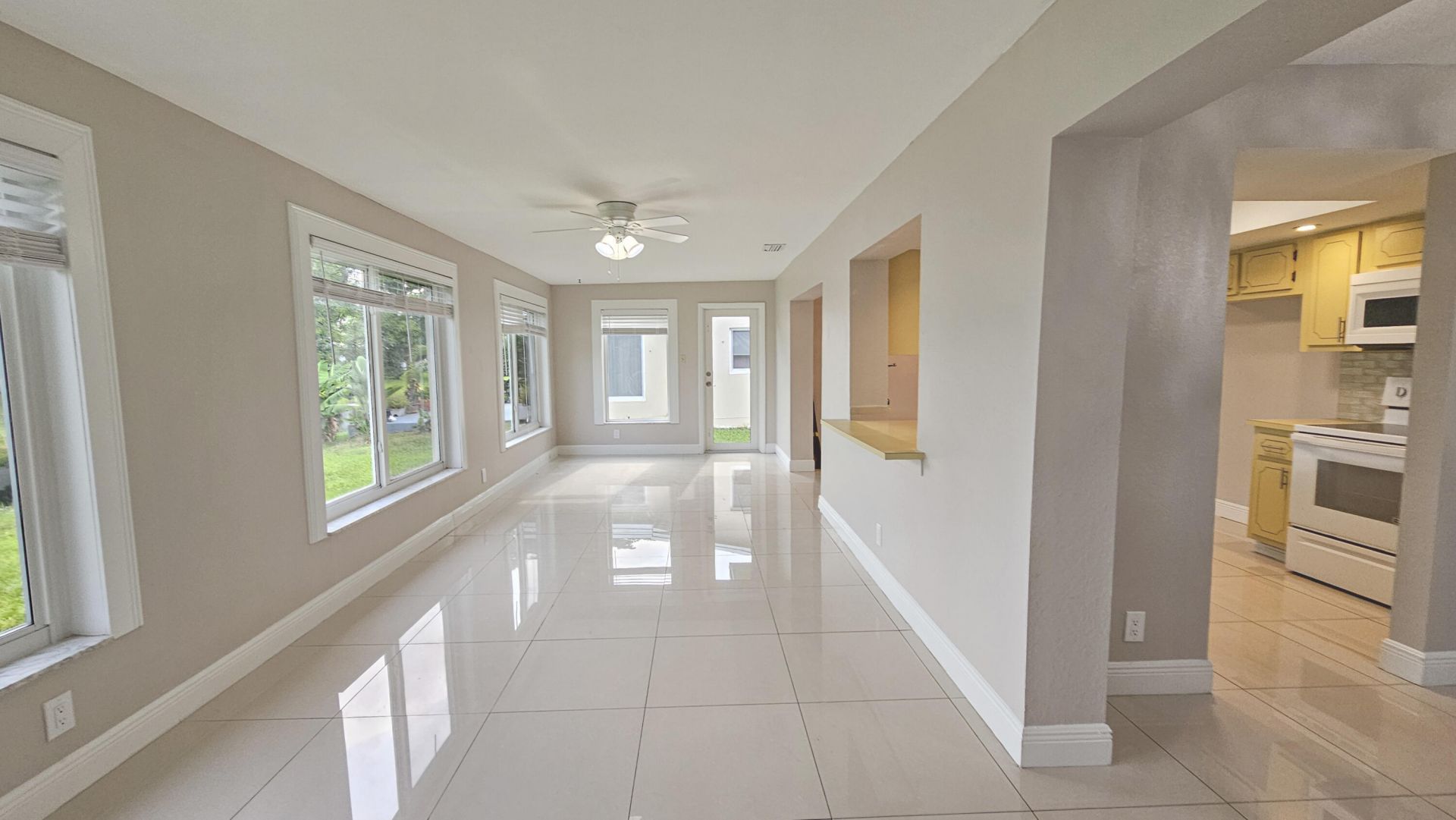 7180 NW 10th Court, Margate, FL 33063 Photo