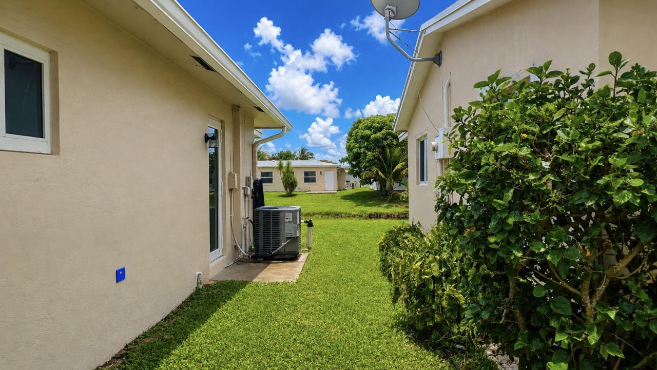 7180 NW 10th Court, Margate, FL 33063 Photo