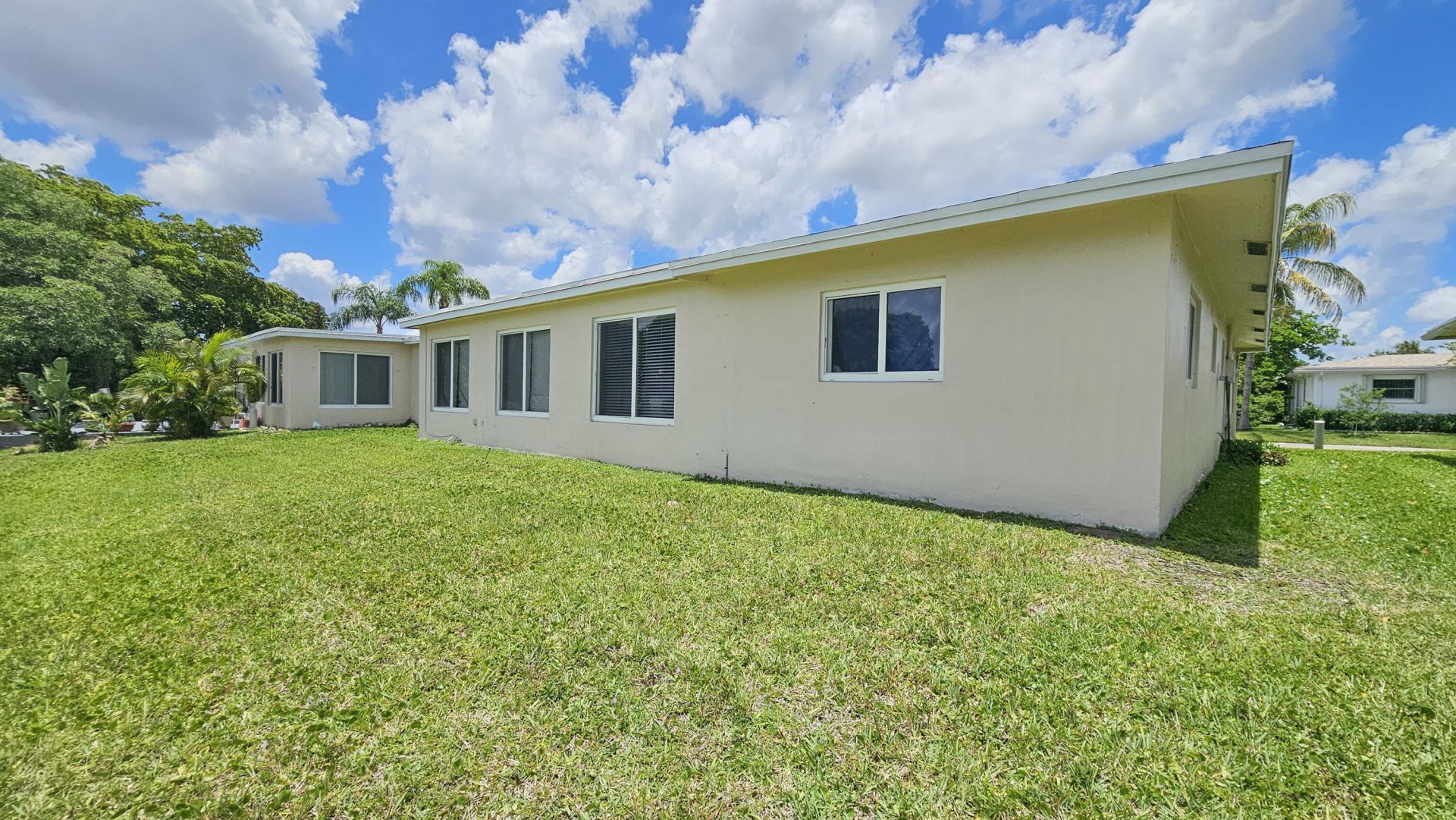 7180 NW 10th Court, Margate, FL 33063 Photo