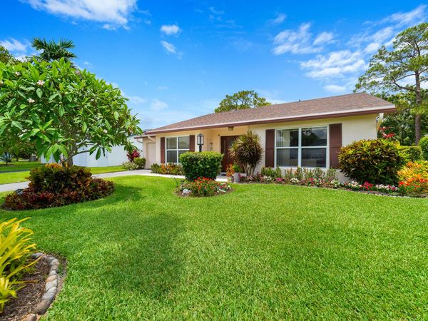 6303 Silver Moon Lane, Greenacres, FL 33463