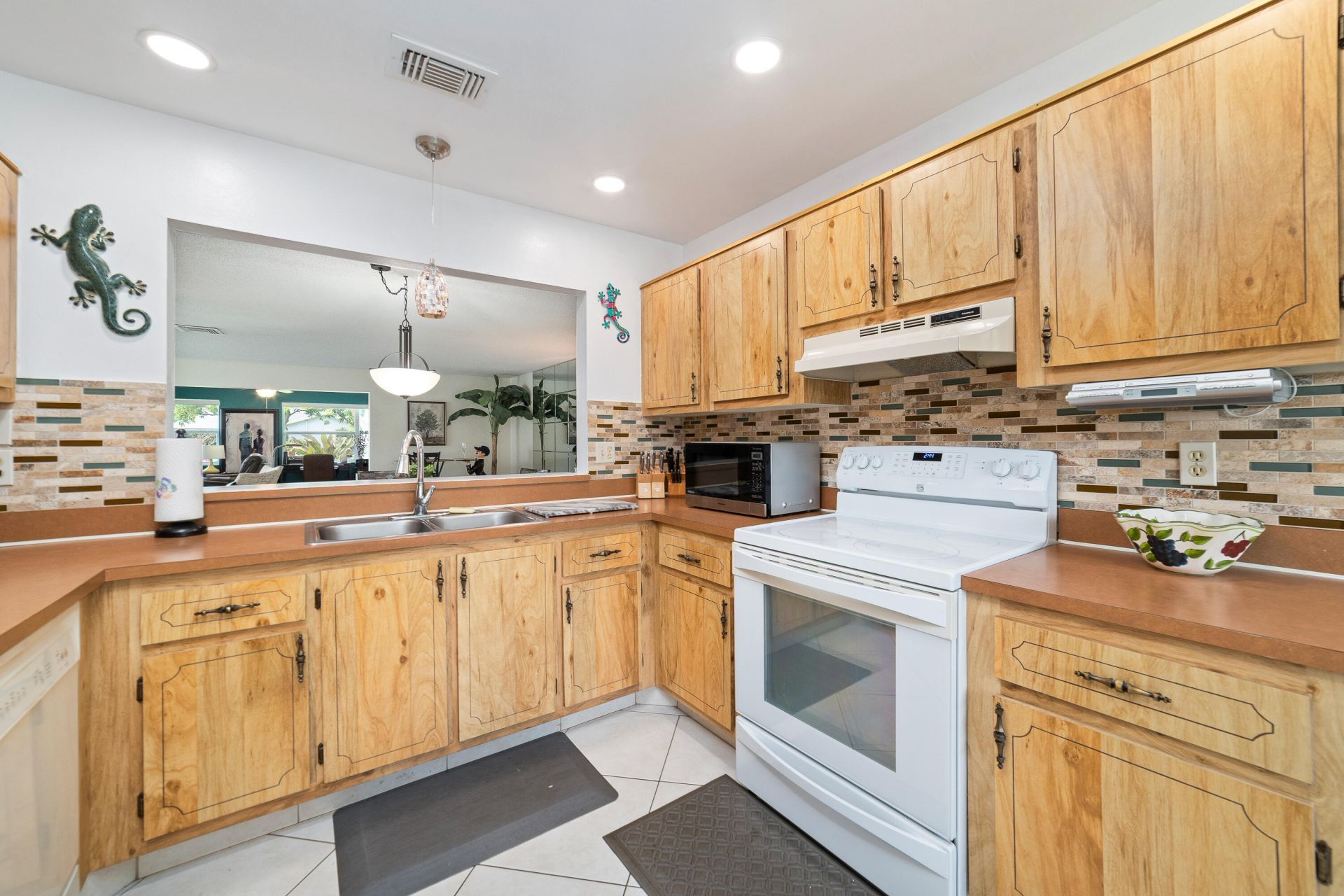 6303 Silver Moon Lane, Greenacres, FL 33463 Photo