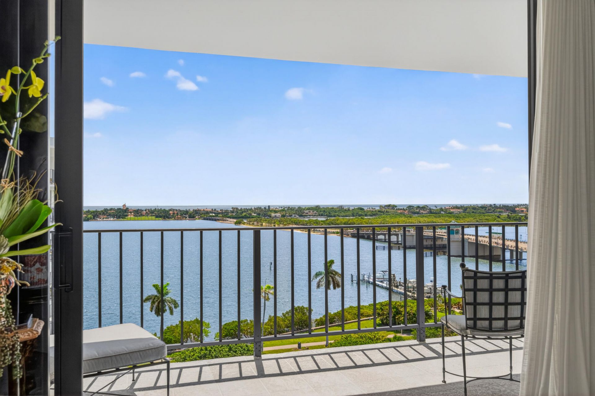 3800 Washington Road, Unit 1101, West Palm Beach, FL 33405 Photo