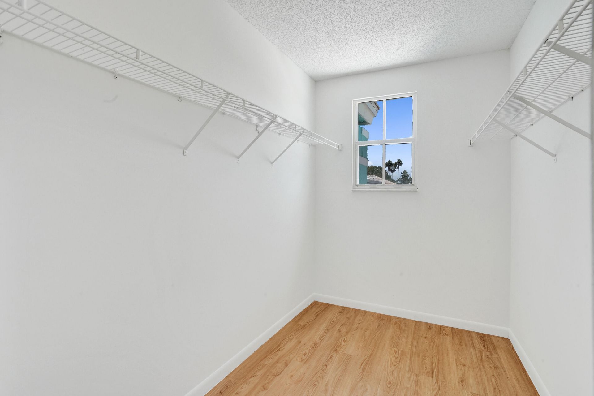 6733 Bayfront Drive, Margate, FL 33063 Photo