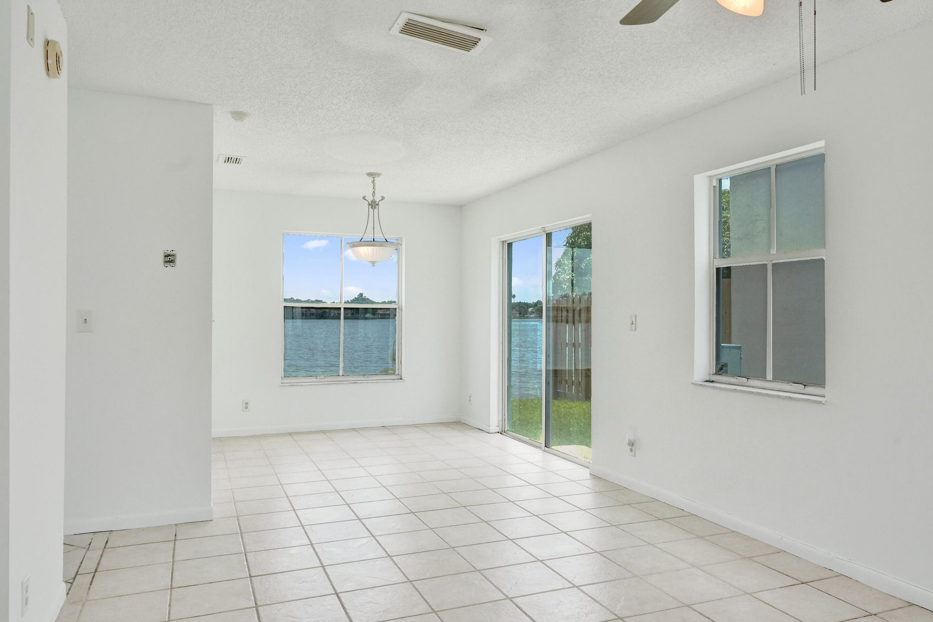 6733 Bayfront Drive, Margate, FL 33063 Photo