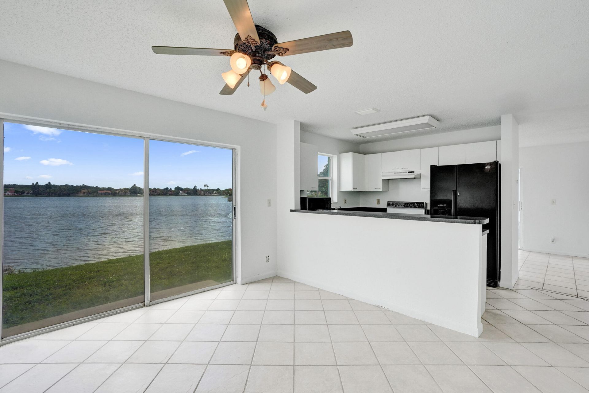 6733 Bayfront Drive, Margate, FL 33063 Photo