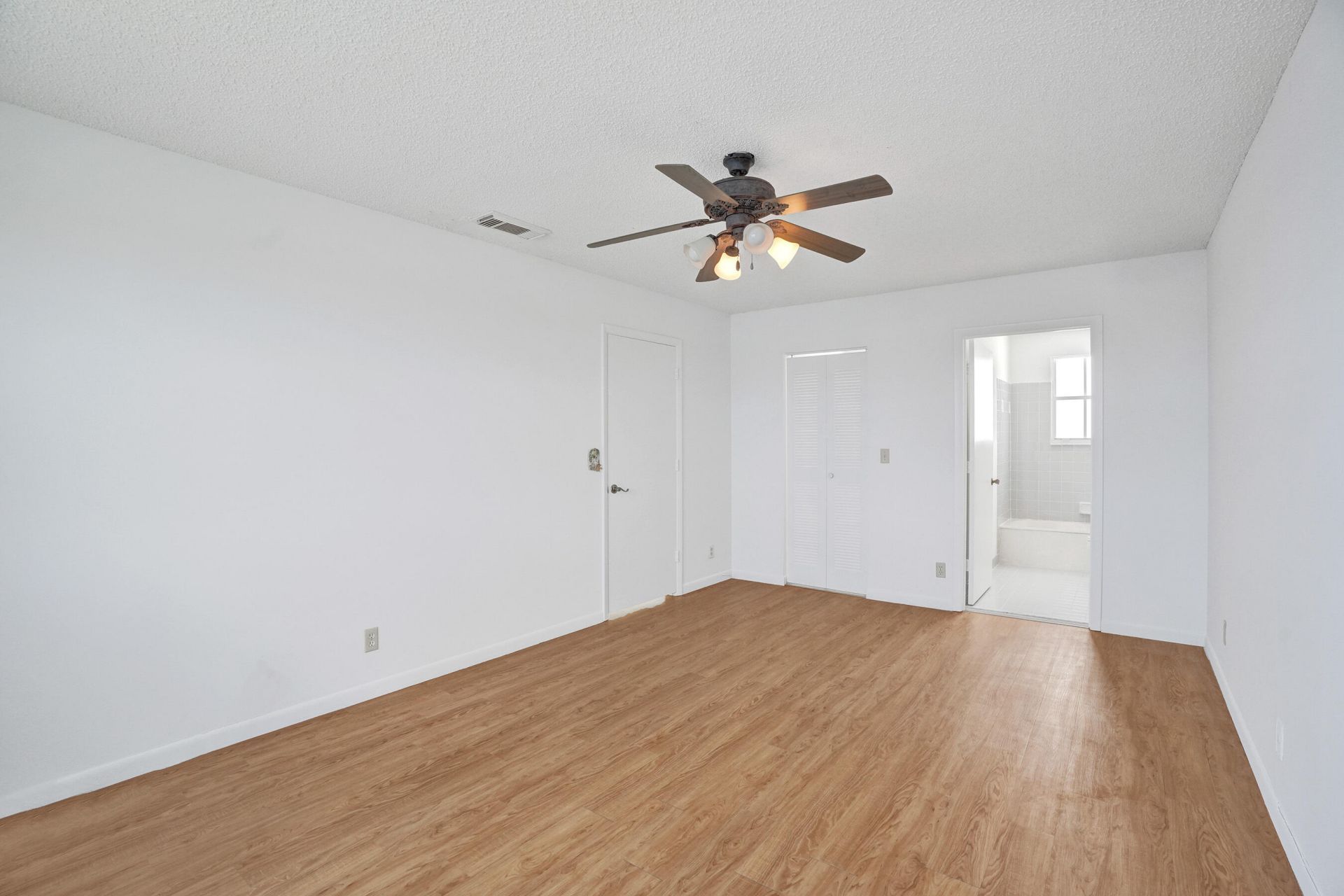 6733 Bayfront Drive, Margate, FL 33063 Photo