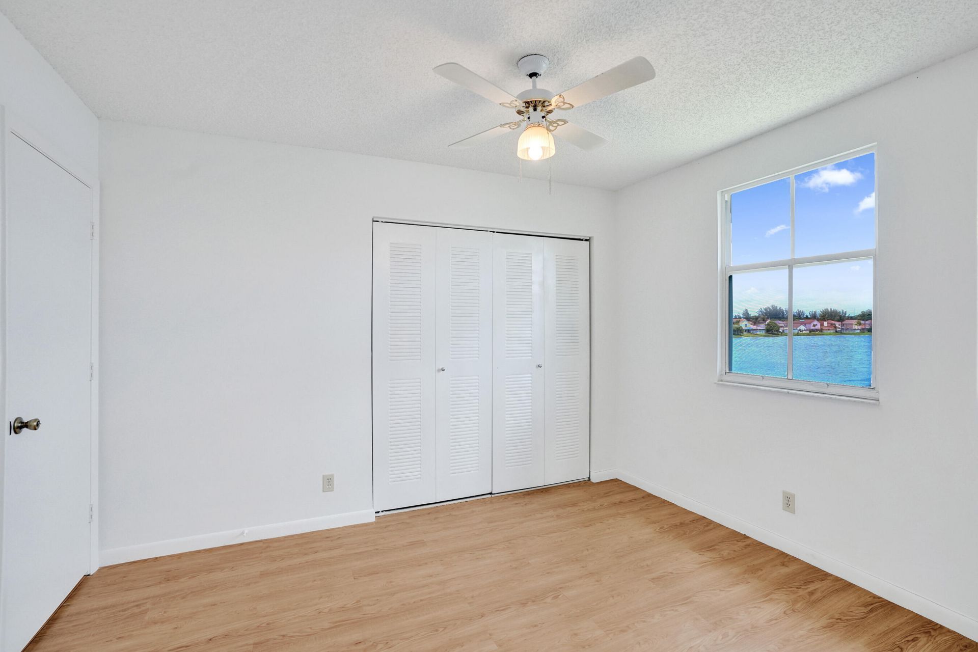 6733 Bayfront Drive, Margate, FL 33063 Photo