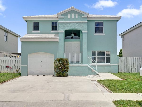 6733 Bayfront Drive, Margate, FL 33063