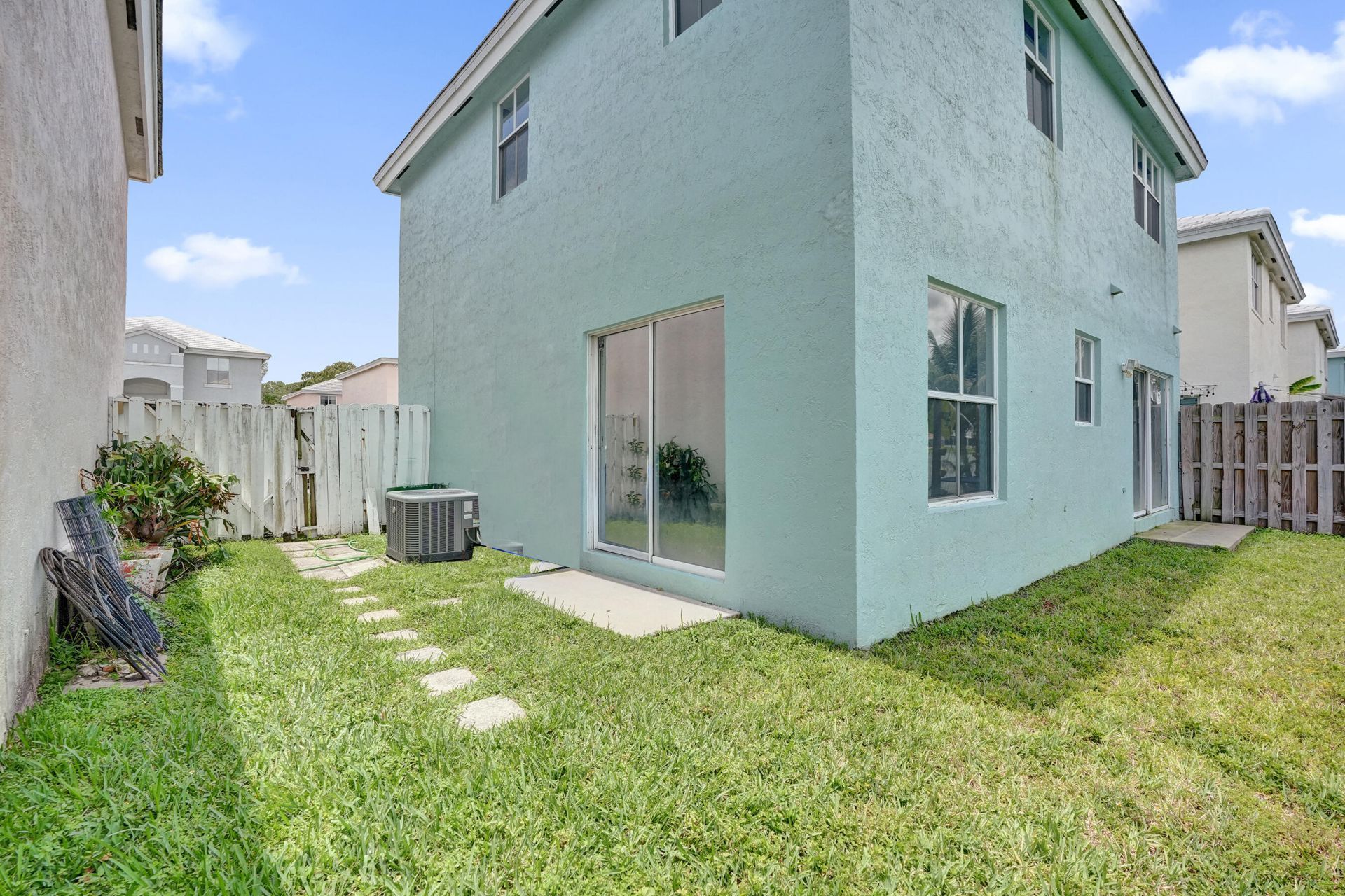 6733 Bayfront Drive, Margate, FL 33063 Photo