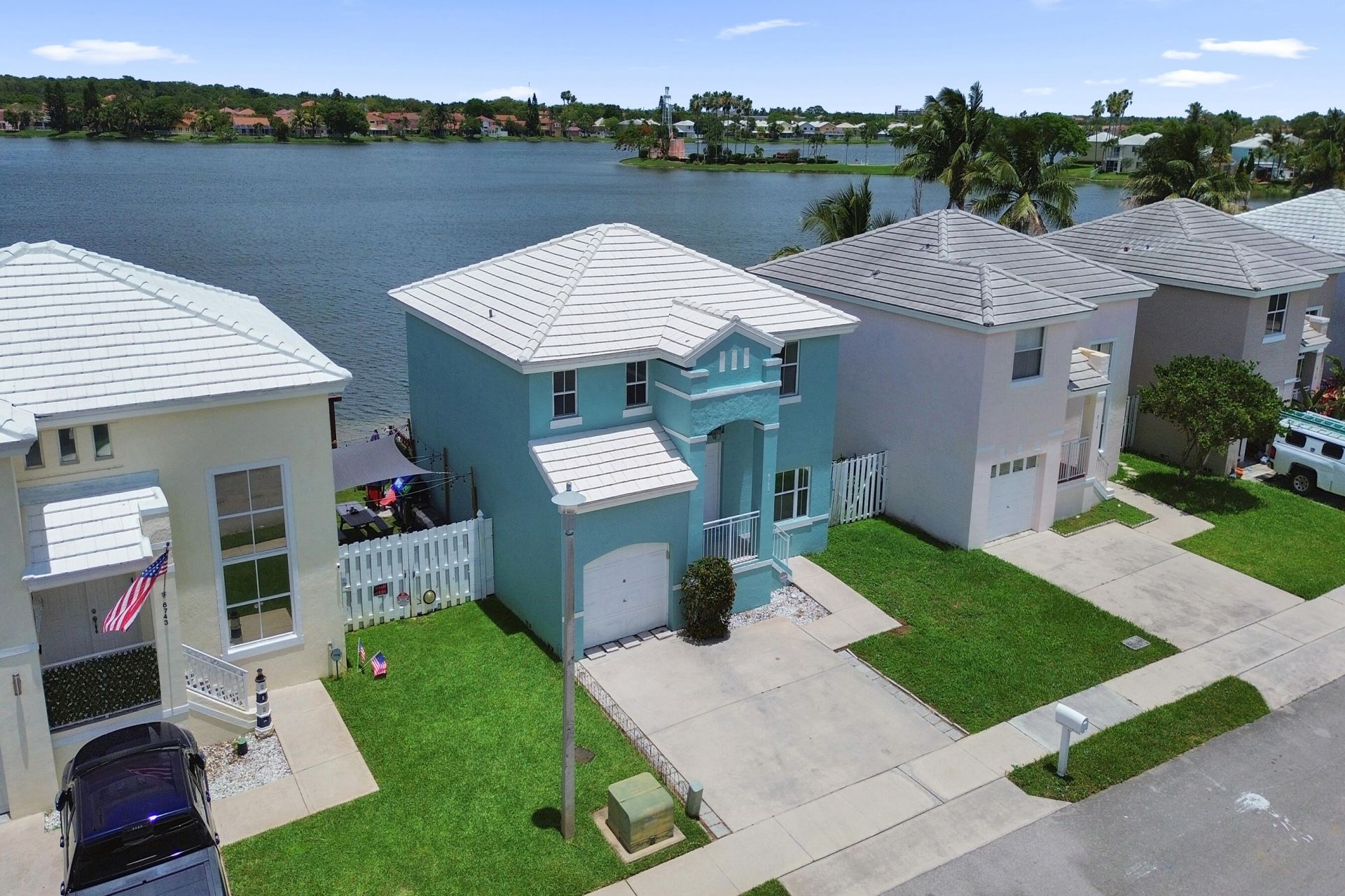 6733 Bayfront Drive, Margate, FL 33063 Photo