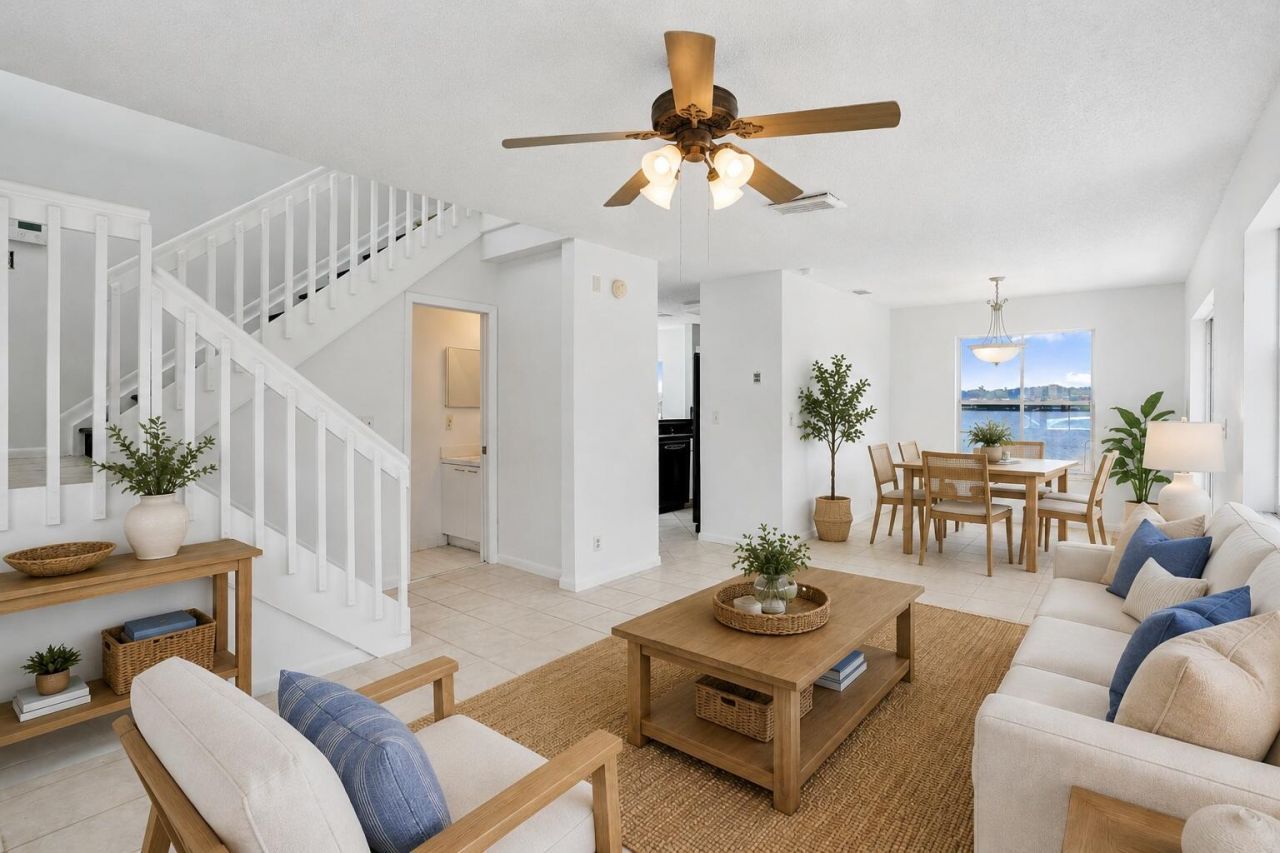 6733 Bayfront Drive, Margate, FL 33063 Photo