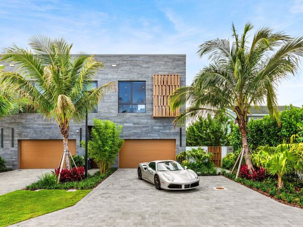 917 NE 8th Avenue, Delray Beach, FL 33483