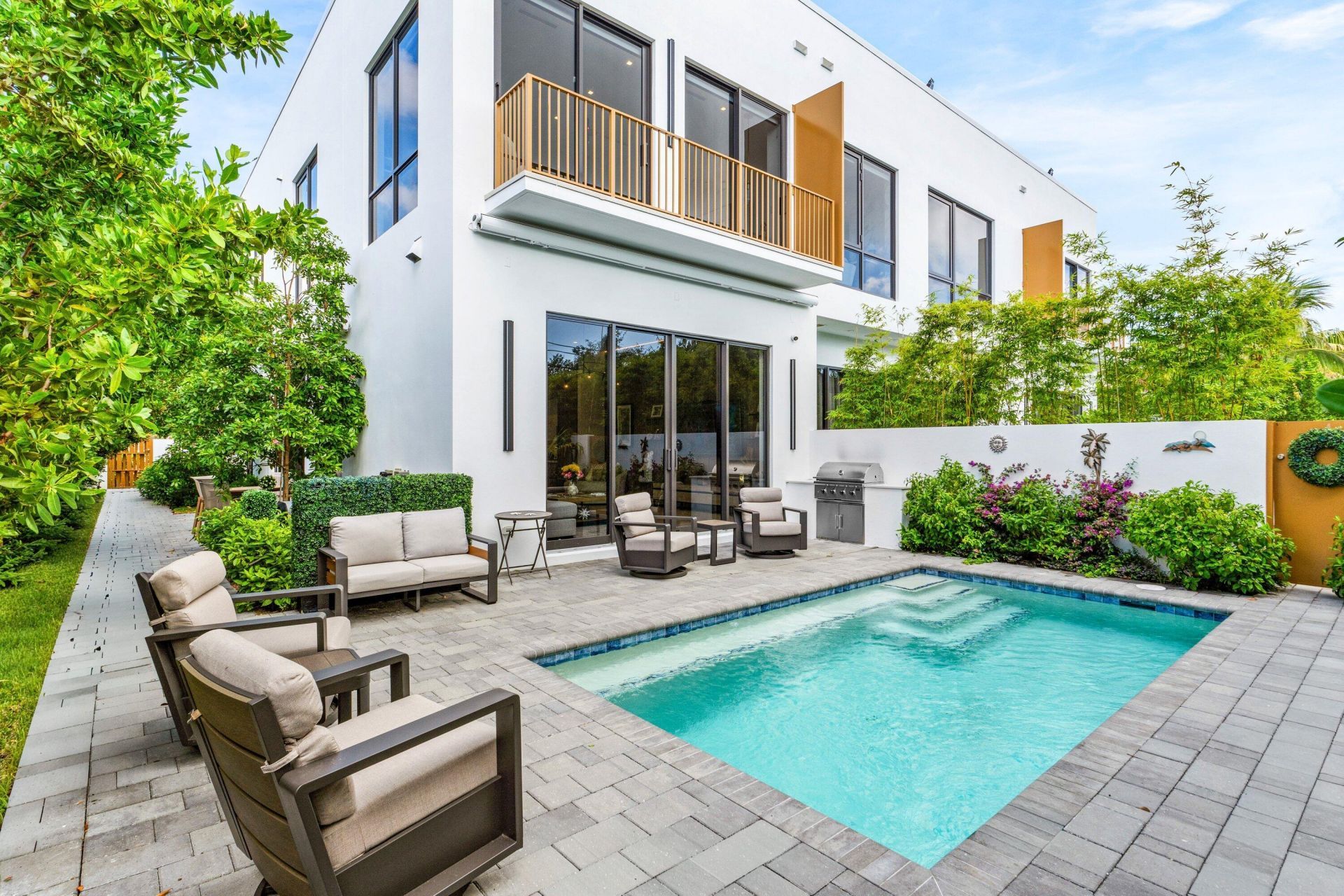 917 NE 8th Avenue, Delray Beach, FL 33483 Photo
