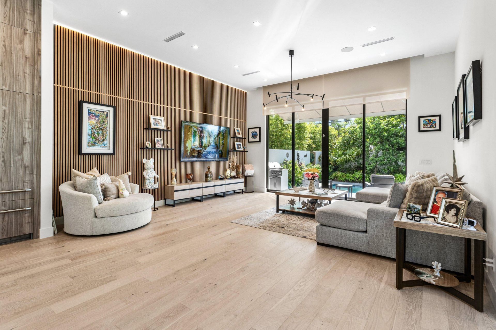917 NE 8th Avenue, Delray Beach, FL 33483 Photo