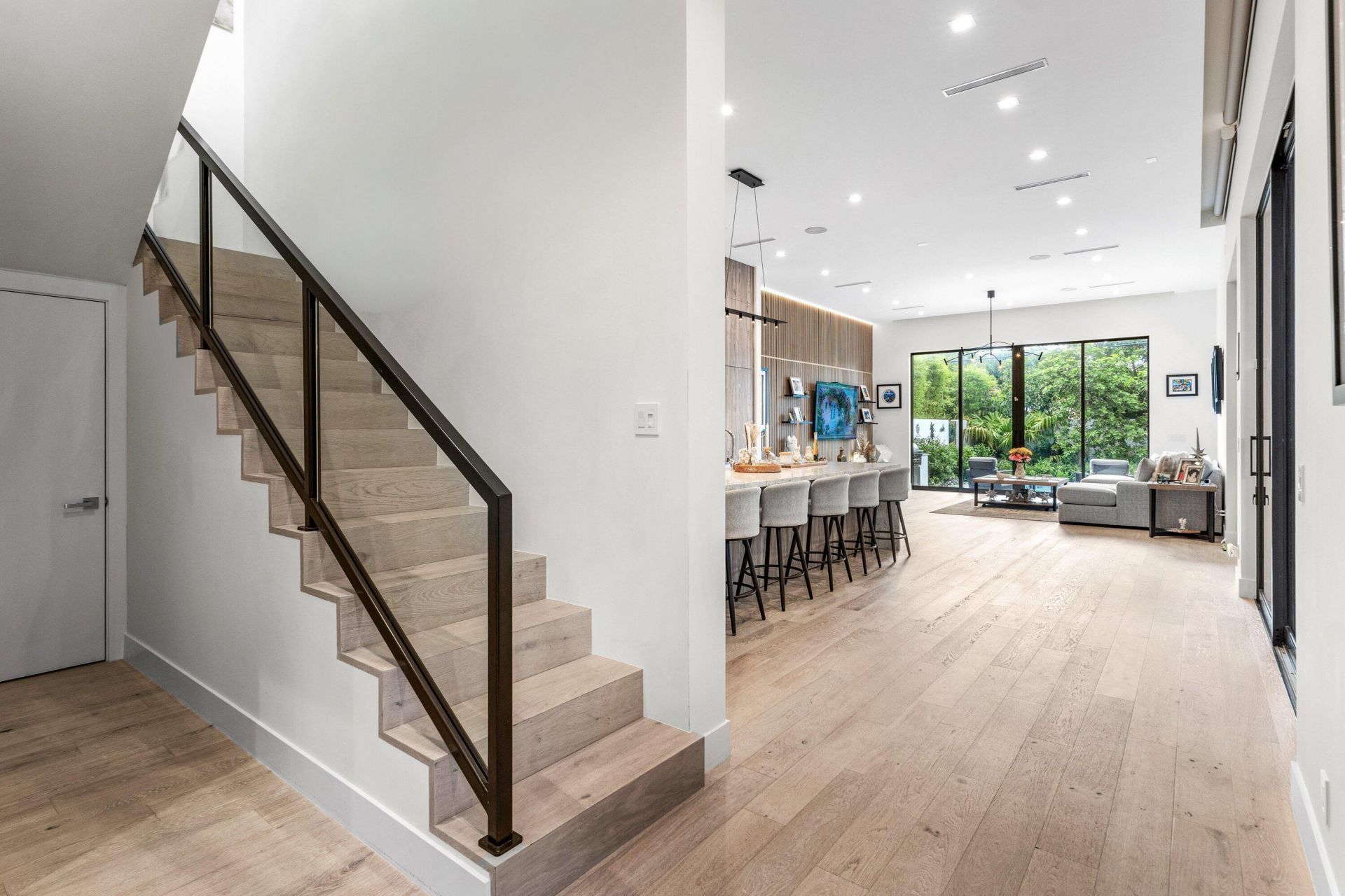 917 NE 8th Avenue, Delray Beach, FL 33483 Photo