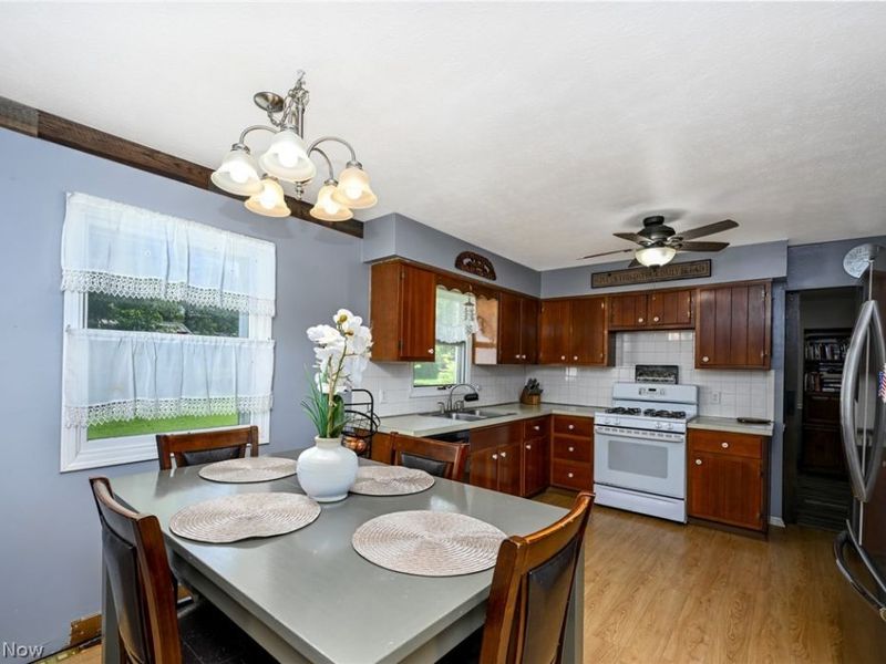 614 N Hidden Valley Road, Cuyahoga Falls, OH 44223 Photo 21