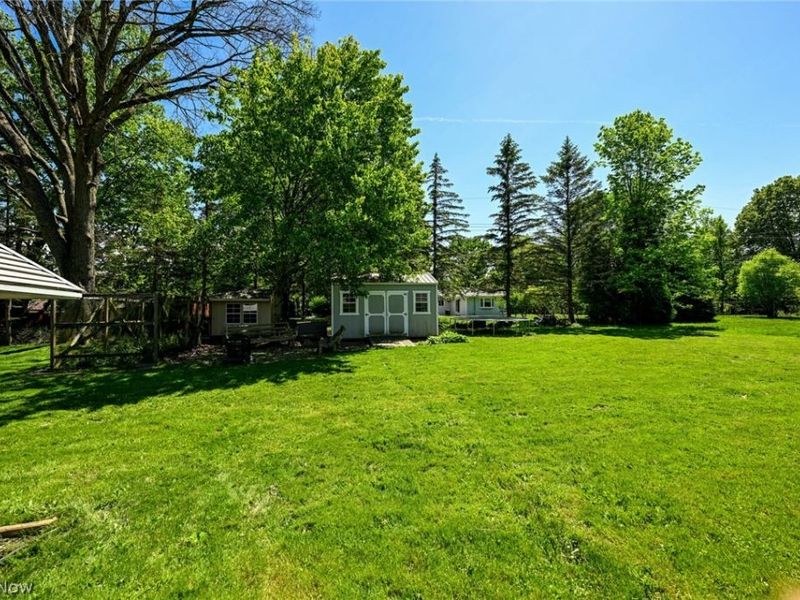 614 N Hidden Valley Road, Cuyahoga Falls, OH 44223 Photo 48