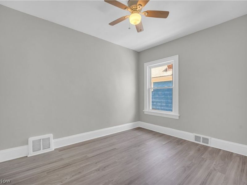 10106 Greenview Avenue, Unit 2/UP, Garfield Heights, OH 44125 Photo 14
