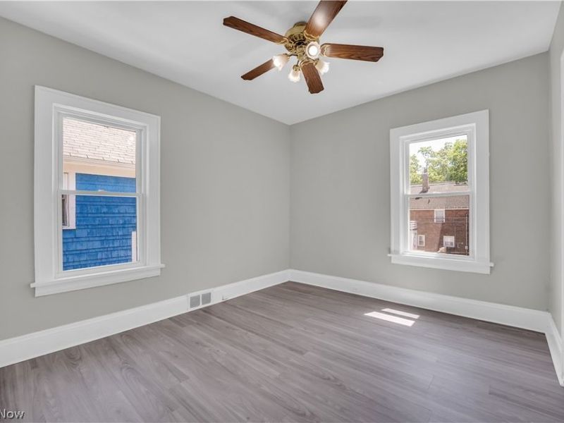 10106 Greenview Avenue, Unit 2/UP, Garfield Heights, OH 44125 Photo 16