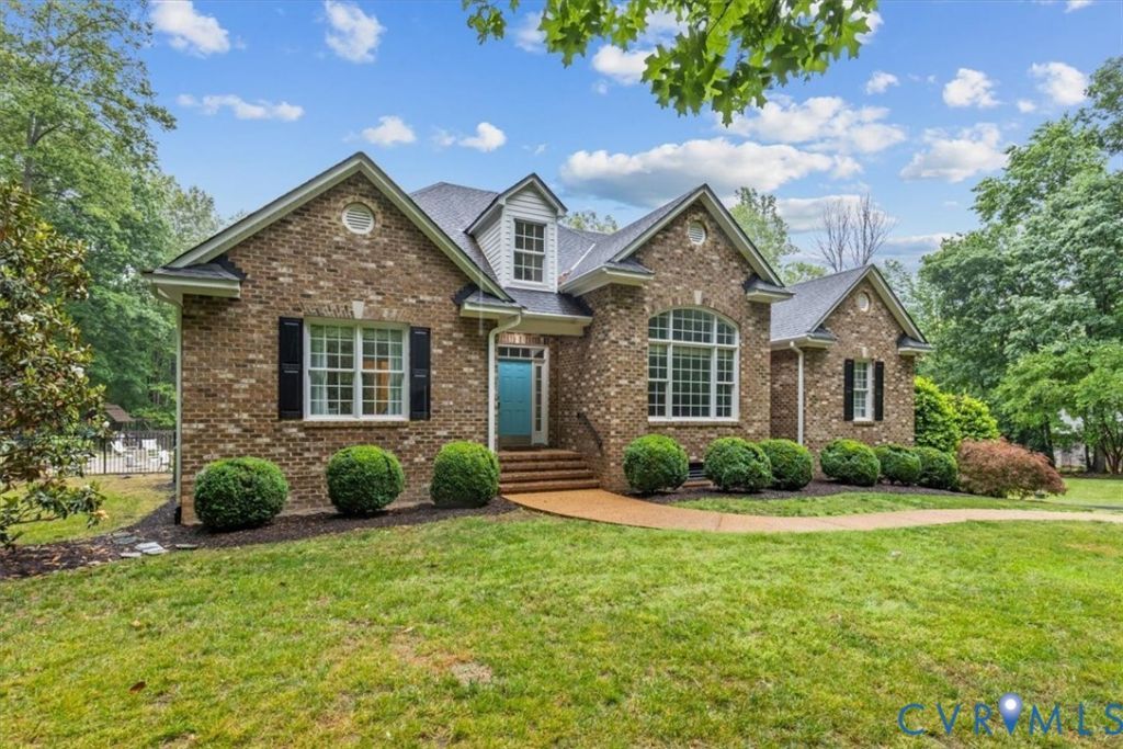 2792 E Maple Grove Lane Powhatan, VA 23139