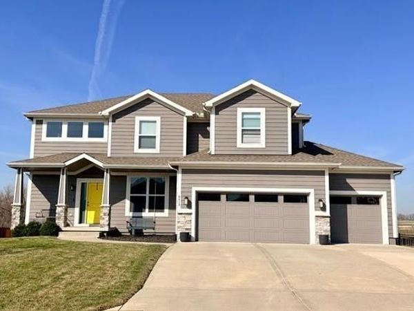 6416 N 142nd Street, Basehor, KS 66007