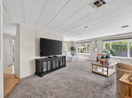 371 Overbrook Dr, Folsom, CA 95630 Photo