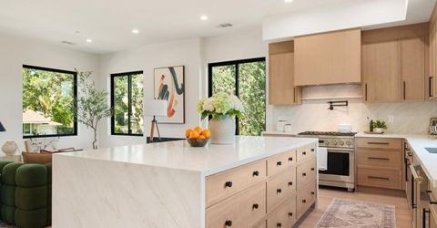 401 East St, Roseville, CA 95678 Photo