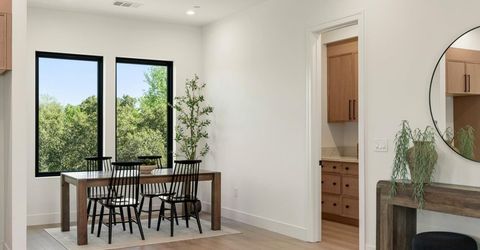 401 East St, Roseville, CA 95678 Photo