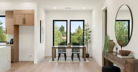 401 East St, Roseville, CA 95678 Photo