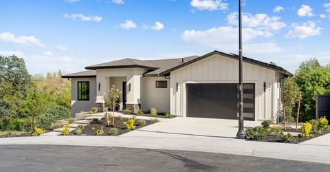 401 East St, Roseville, CA 95678 Photo