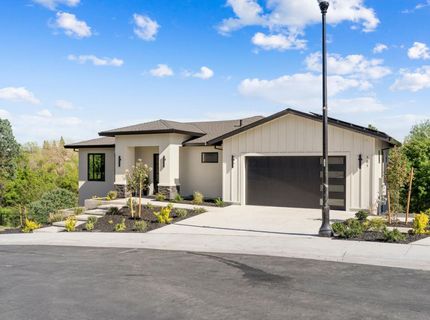 401 East St, Roseville, CA 95678 Photo