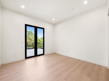 401 East St, Roseville, CA 95678 Photo