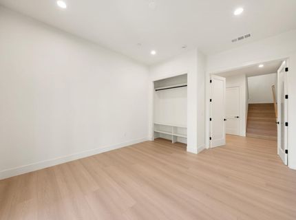 401 East St, Roseville, CA 95678 Photo