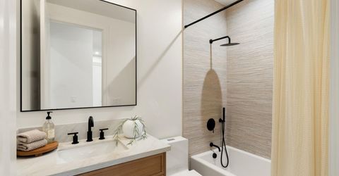 401 East St, Roseville, CA 95678 Photo