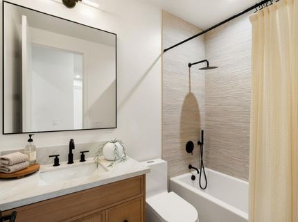 401 East St, Roseville, CA 95678 Photo