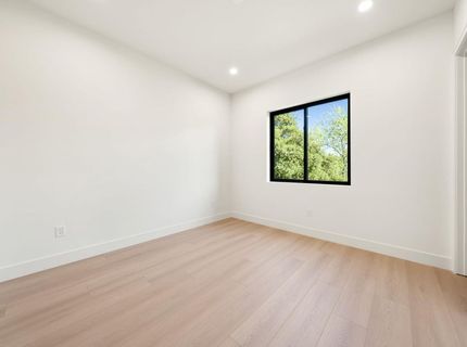 401 East St, Roseville, CA 95678 Photo