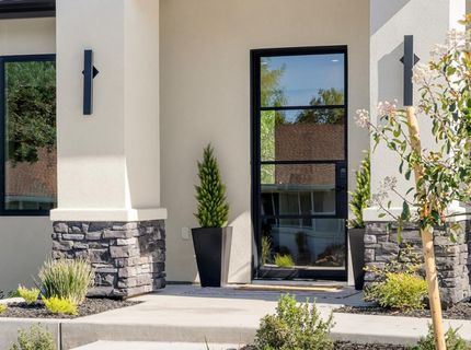 401 East St, Roseville, CA 95678 Photo