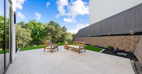 401 East St, Roseville, CA 95678 Photo
