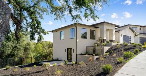 401 East St, Roseville, CA 95678 Photo