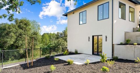 401 East St, Roseville, CA 95678 Photo