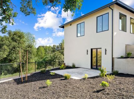 401 East St, Roseville, CA 95678 Photo