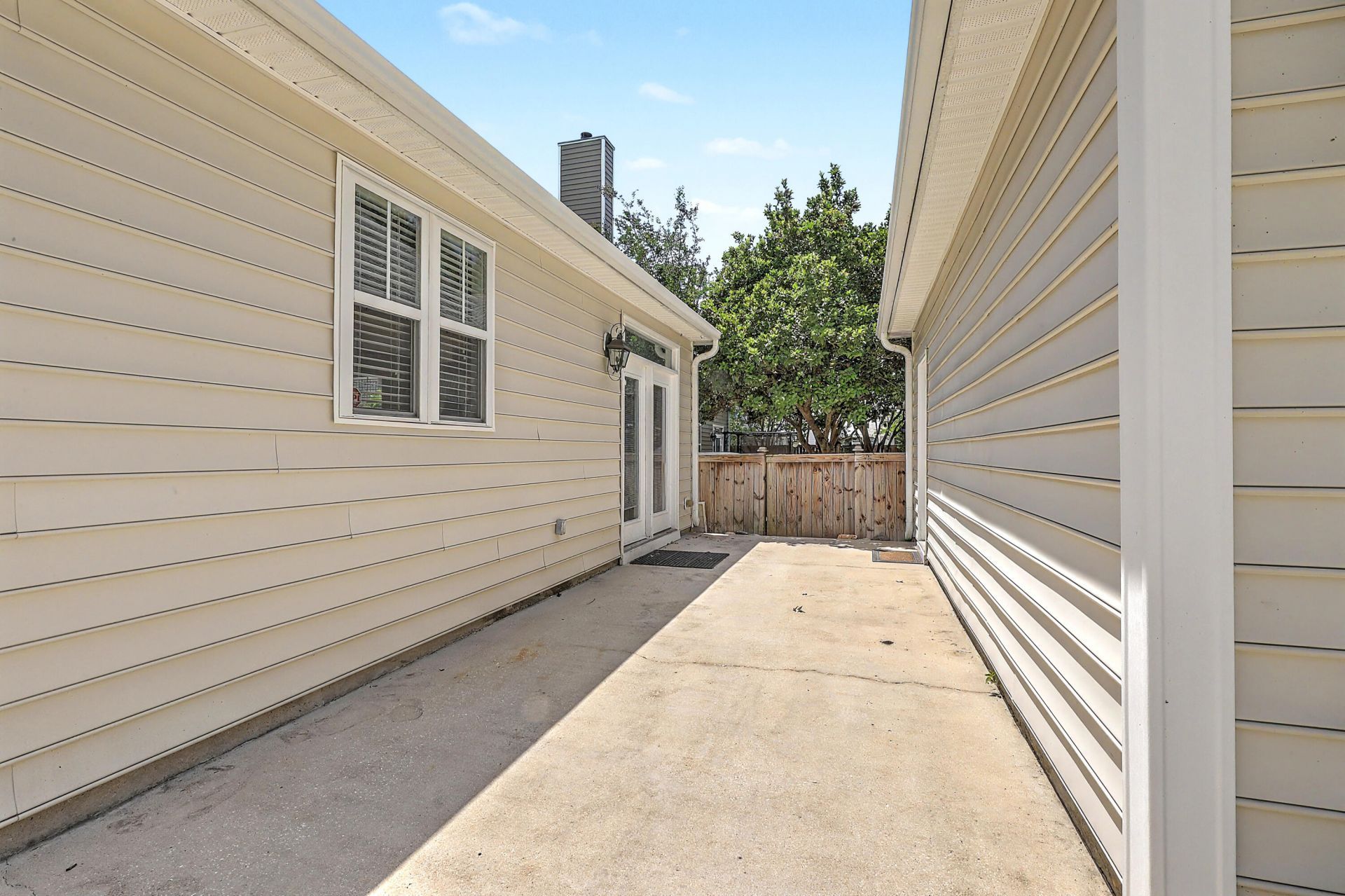 104 Pavilion Street Photo 40