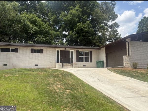 2735 Kings Park Circle, Decatur, GA 30034