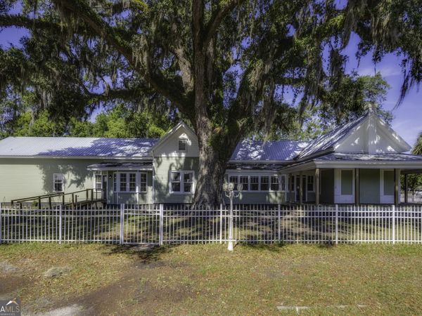 290 E King Avenue, Kingsland, GA 31548