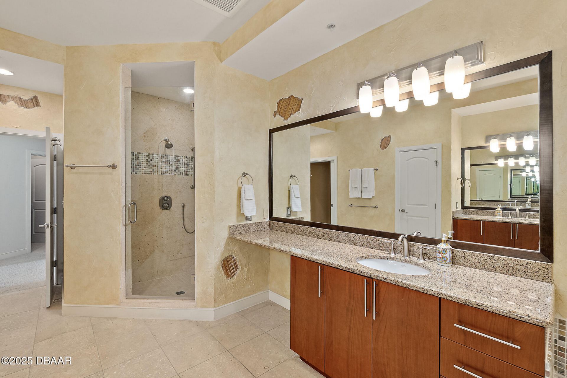 1925 S Atlantic Avenue, Unit 201, Daytona Beach Shores, FL 32118 Photo