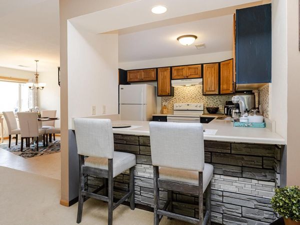984 Spring COURT, West Bend, WI 53095