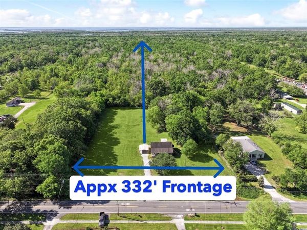 1558 BAYOU Road , St Bernard, LA 70085