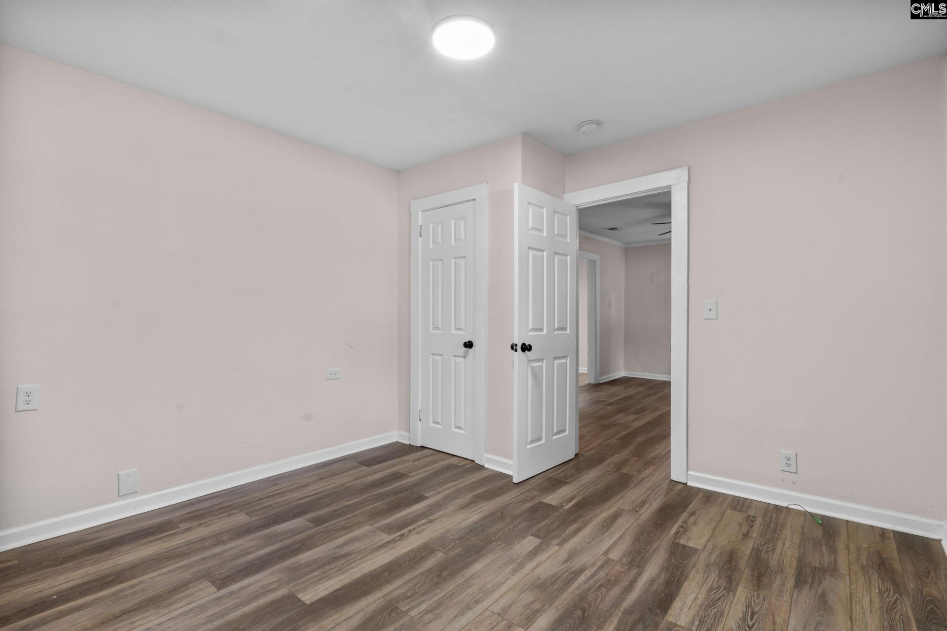 375 W 7th Street  Photo 11
