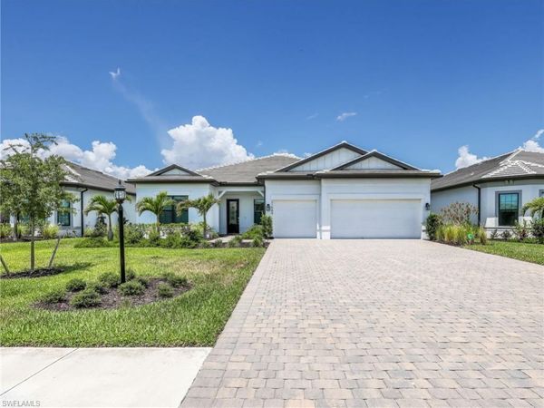 21064 Hallandale DR , ESTERO, FL 33928