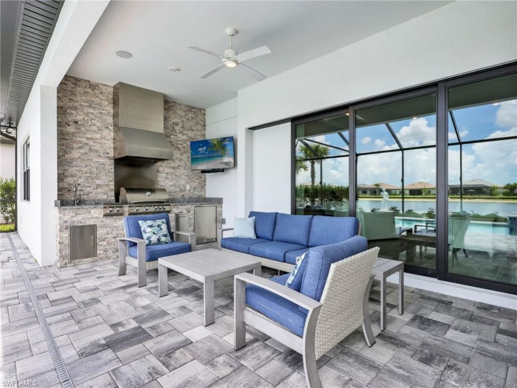 21064 Hallandale Dr, Estero, FL 33928 Photo